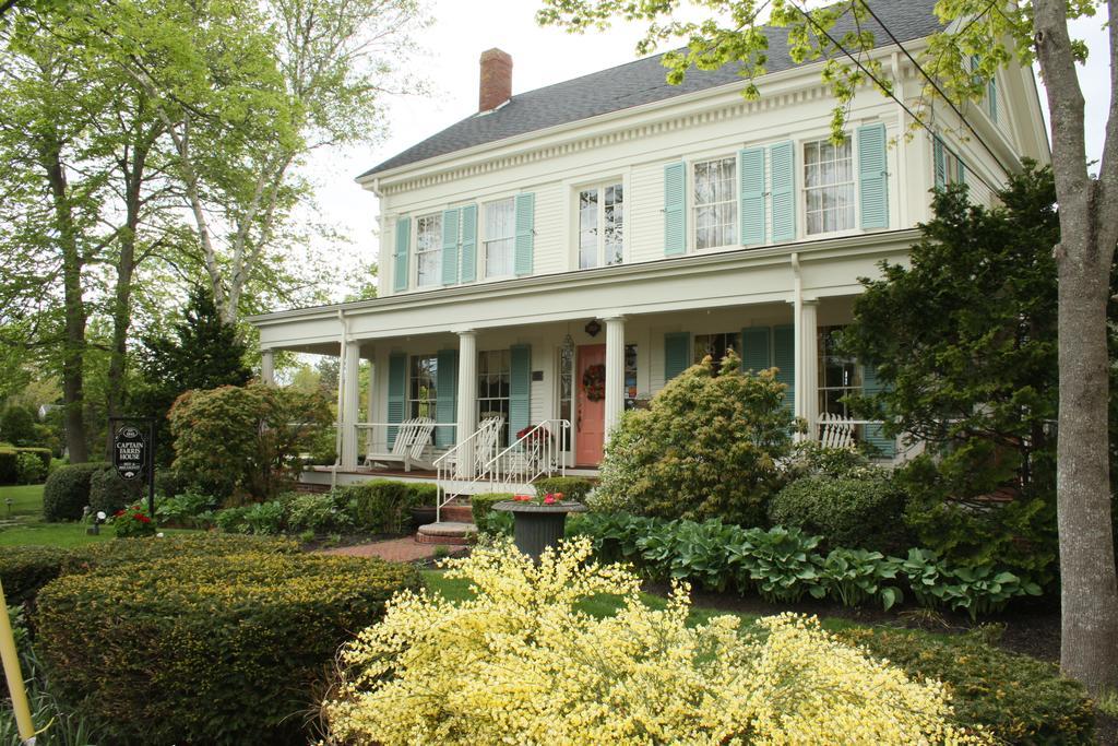 Captain Farris House Bed & Breakfast South Yarmouth Exterior photo